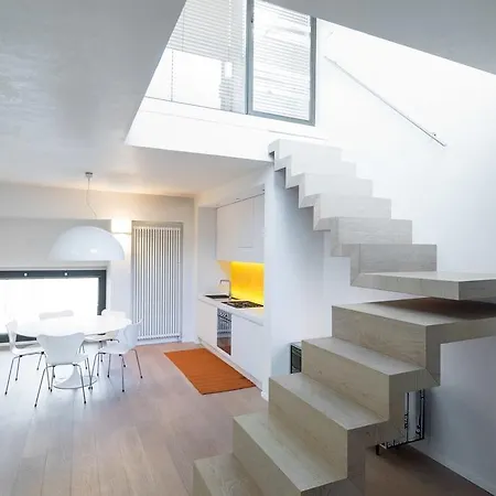 Center Design House Apartment *