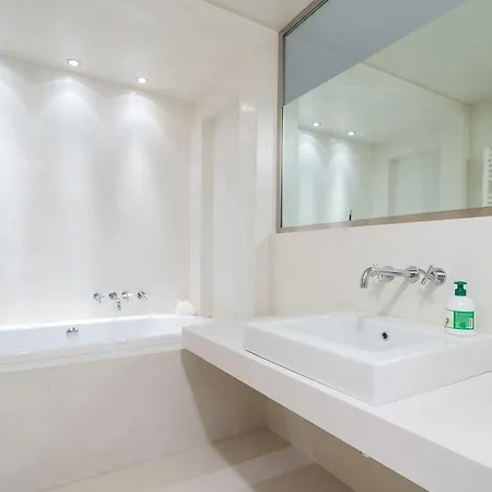 Center Design House Apartment *