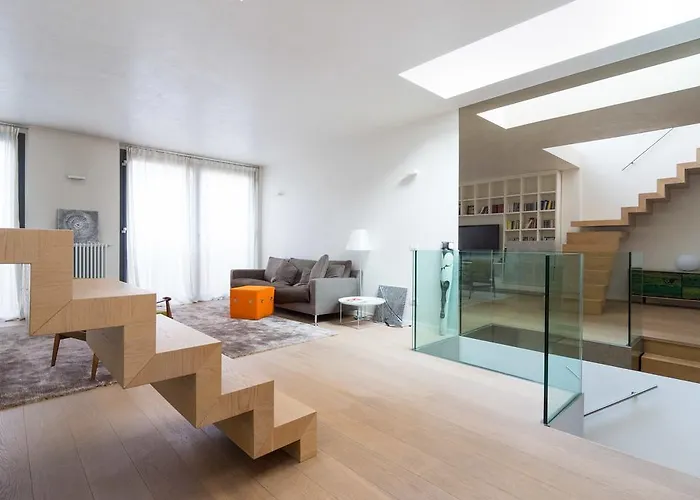 Center Design House Apartment