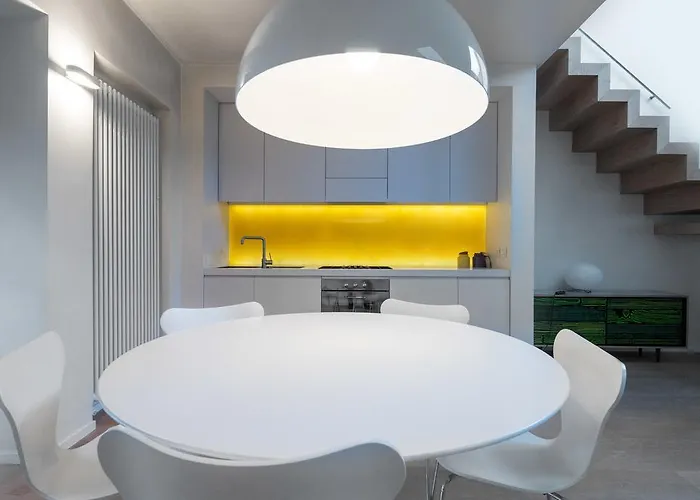 Center Design House * Mailand